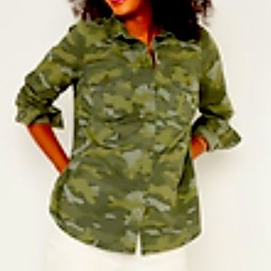 NWT Med-Tall Old Navy Camo button down shirt